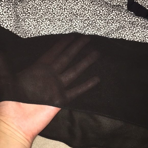 Michael Kors Vine Blouse With Chiffon Trim - Picture 4 of 5